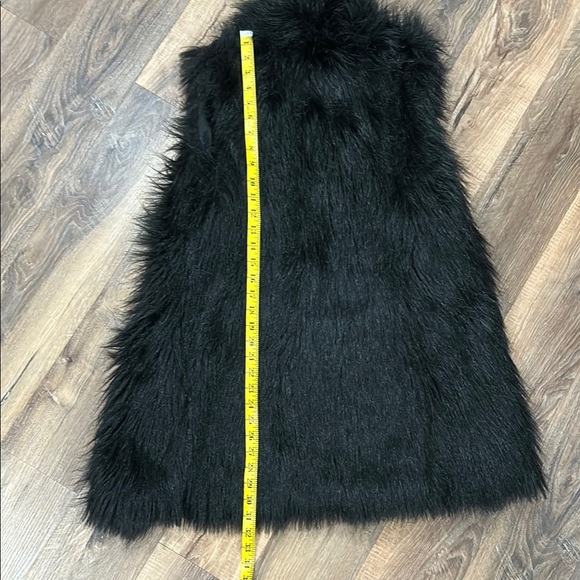 Zara Black Faux Fur Vest women’s medium lined warm - Picture 10 of 12